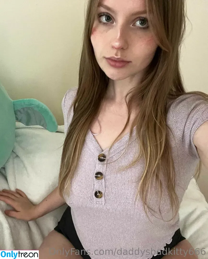 daddysbadkitty666 голая photo #0003 (daddysbadkitten69 / daddysbadkitty69)