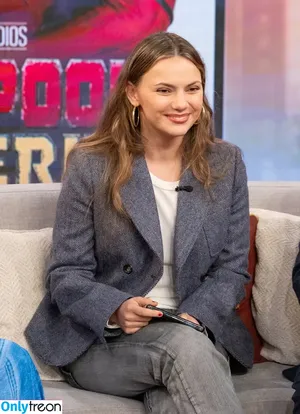 Dafne Keen / dafnefeetworld / dafnekeen nude photo #0116