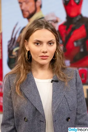 Dafne Keen / dafnefeetworld / dafnekeen nude photo #0119
