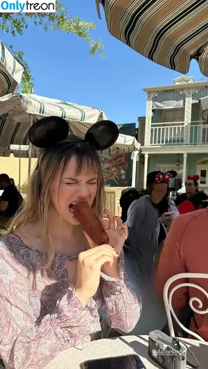 dafnekeen, lauradafne93 leaks