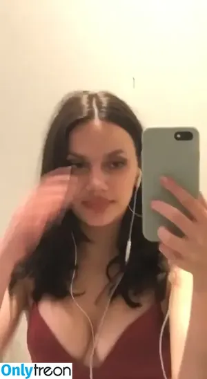 Dafne Keen / dafnefeetworld / dafnekeen nude photo #0532