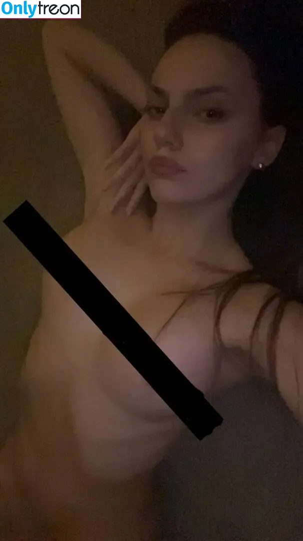 Dafne Keen nude photo #0059 (dafnefeetworld / dafnekeen)