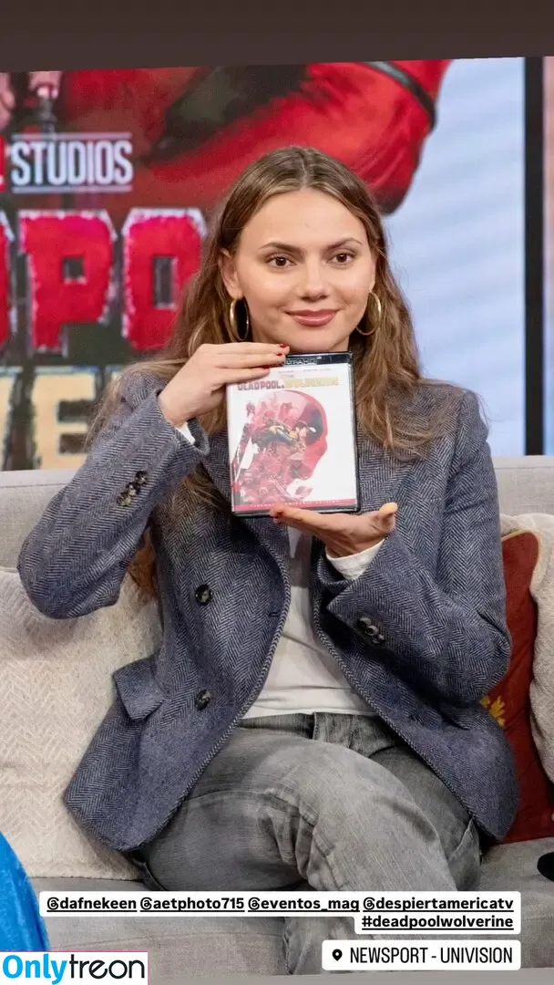 Dafne Keen nude photo #0103 (dafnefeetworld / dafnekeen)