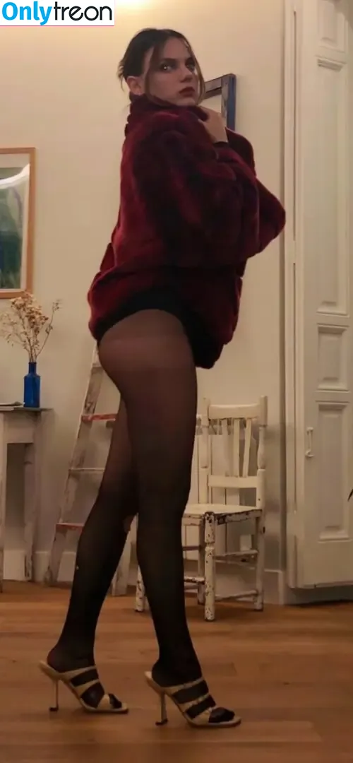 Dafne Keen nude photo #0260 (dafnefeetworld / dafnekeen)