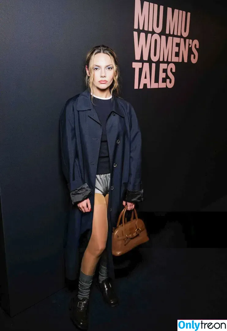 Dafne Keen голая photo #0354 (dafnefeetworld / dafnekeen)