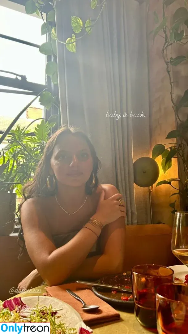 Dafne Keen nude photo #0085 (dafnekeen / lauradafne93)