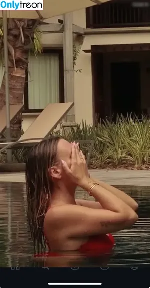 Dagi Bee / dagibee фото голая #0591