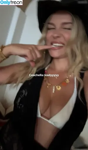Dagi Bee / dagibee фото голая #0595