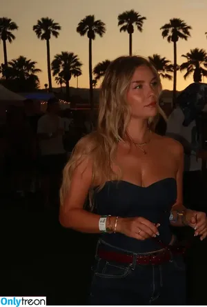 Dagi Bee / dagibee nude photo #0608
