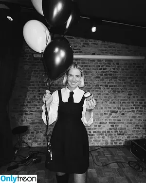 Dagny Norvoll Sandvik / dagnymusic nude photo #0079