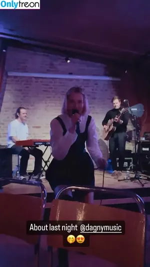 Dagny Norvoll Sandvik / dagnymusic nude photo #0080