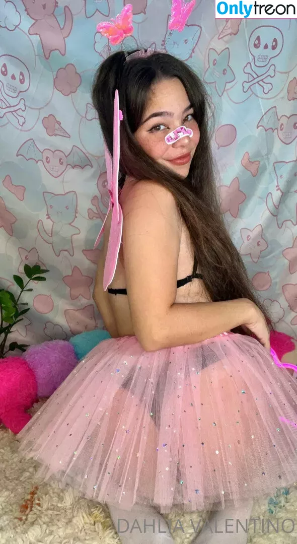 Dahlia Valentino nude photo #0112 (SoftDahlia / dahliavalentino / dahliavalentinoo)