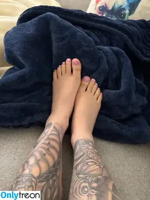 Dahna Ahn / betterahnthanoff / lild / lild_inkedin nude photo #0020