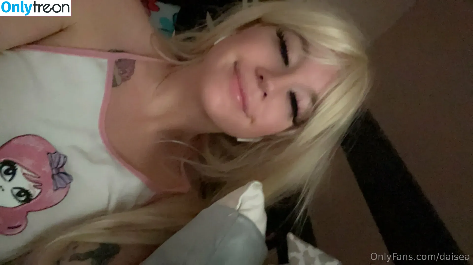daisea nude photo #0163 (daisea___)