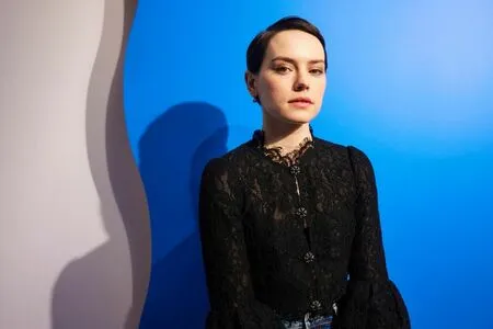 Daisy Ridley / daisyridley фото голая #0269