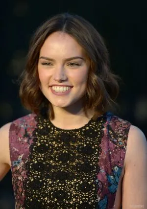 Daisy Ridley / daisyridley фото голая #0322