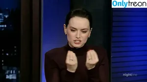 Daisy Ridley / daisyridley фото голая #0910