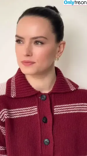 Daisy Ridley / daisyridley фото голая #0918