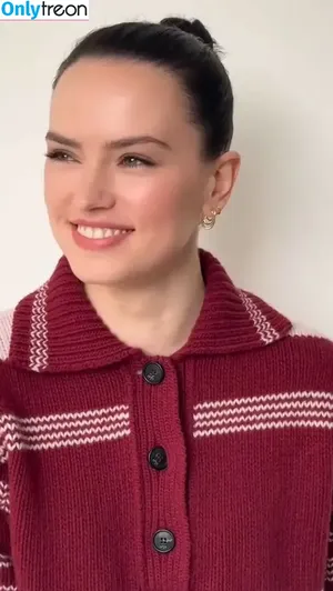Daisy Ridley / daisyridley фото голая #0919