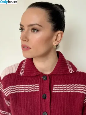 Daisy Ridley / daisyridley фото голая #0920