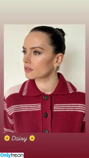Daisy Ridley / daisyridley фото голая #0921