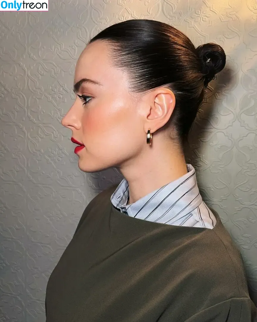 Daisy Ridley голая photo #0805 (daisyridley)