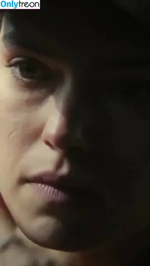 Daisy Ridley / daisyridley nude photo #1157