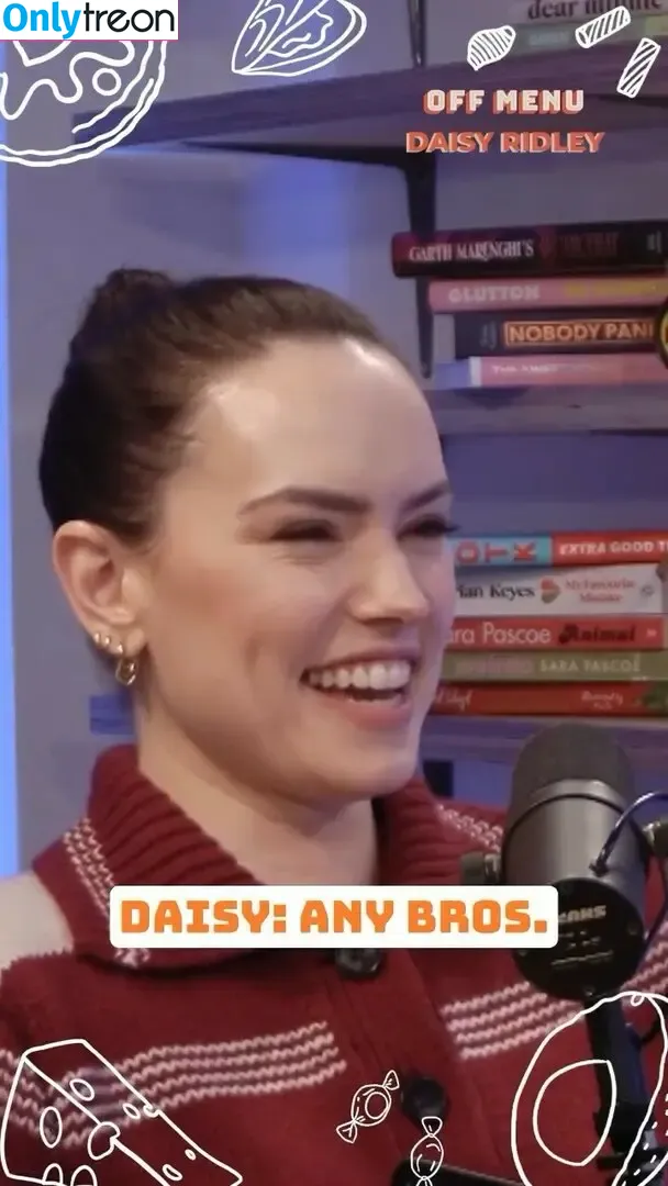 Daisy Ridley голая photo #1079 (daisyridley)