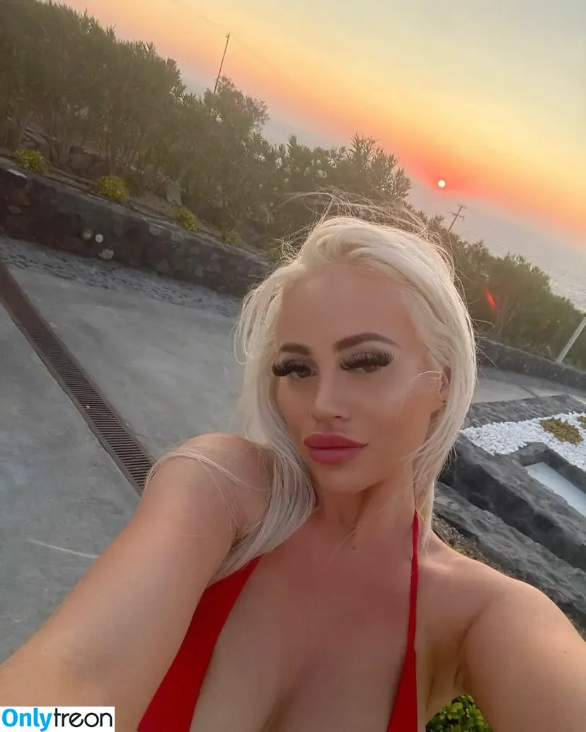 Daisy Simpson nude photo #0021 (daisysimpson_2 / daisysimpsonexplicit / missdaisy__xo / missdaisy_xo)