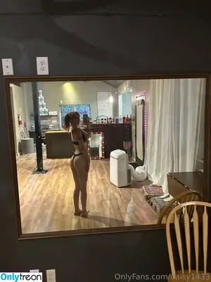 daisy1433 / baristadaisy143 nude photo #0019