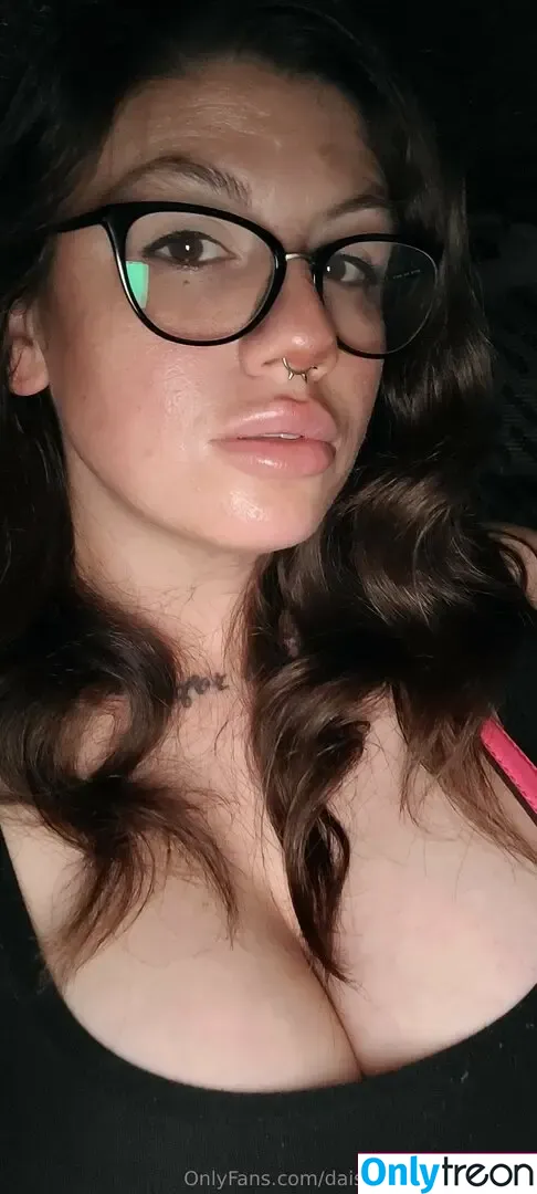 daisydolldoesitforfree nude photo #0009 (daisydolldoesit)