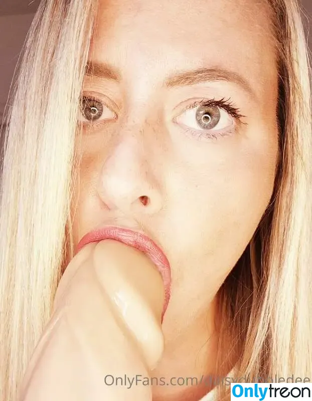 daisydubbledee nude photo #0044 (daisykeech)