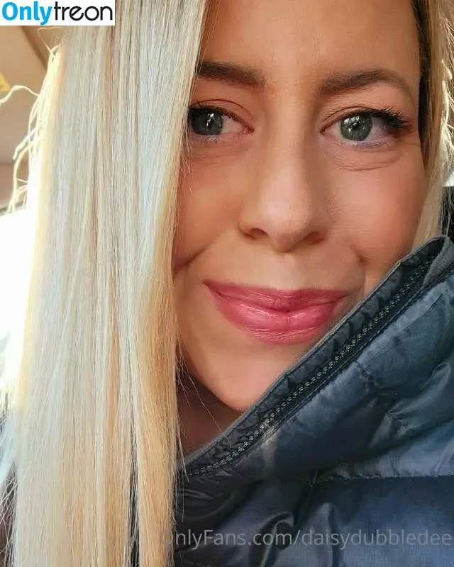 daisydubbledee nude photo #0047 (daisykeech)