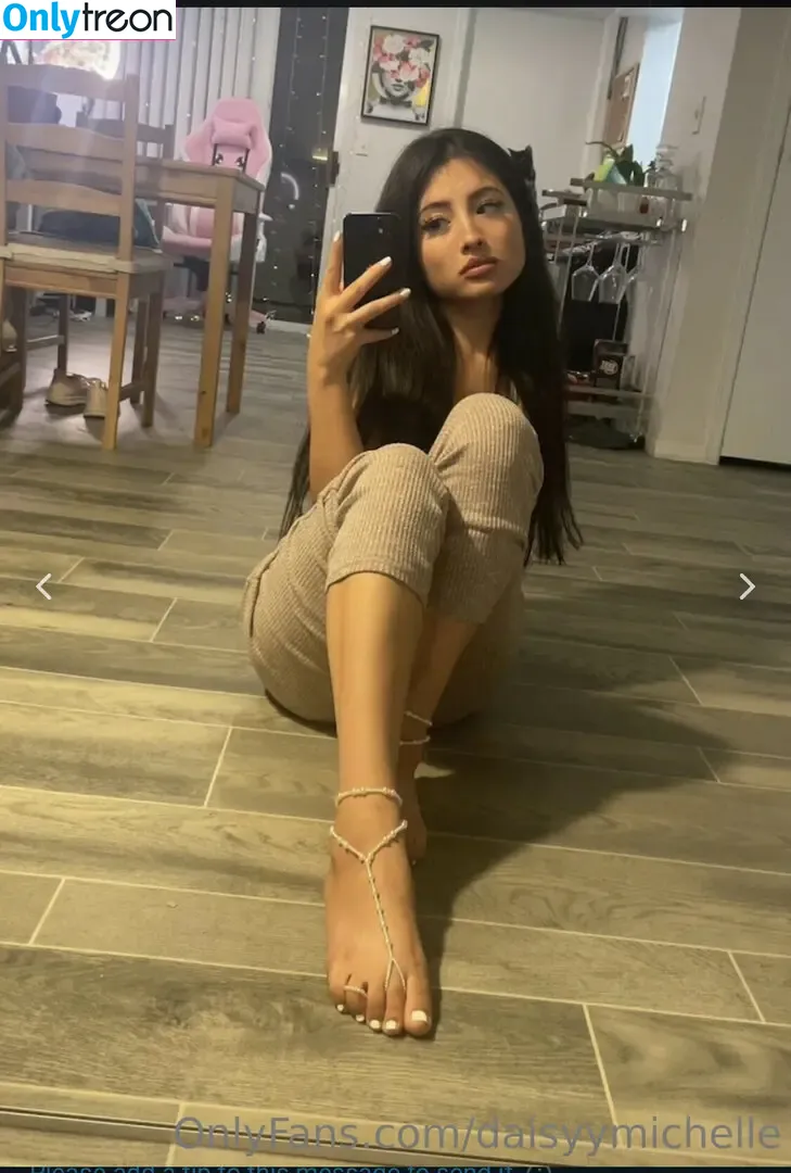 Daisyymichelle голая photo #0001 (daisyy_michelle)