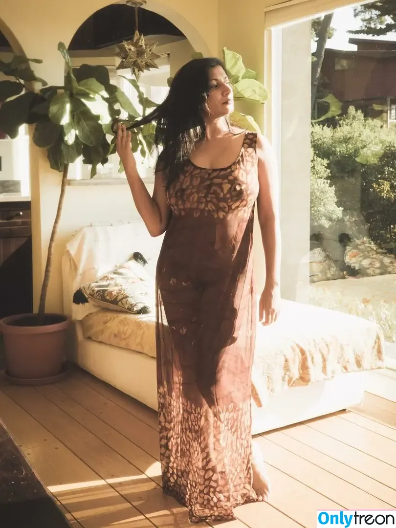 Dakini голая photo #1316 (Carla White / Devi / devithemodel / googlymonstor)