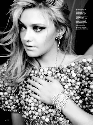 Dakota Fanning / dakotafanning фото голая #0107