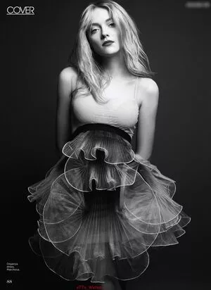 Dakota Fanning / dakotafanning фото голая #0213