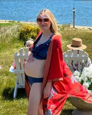 Dakota Fanning / dakotafanning фото голая #0313