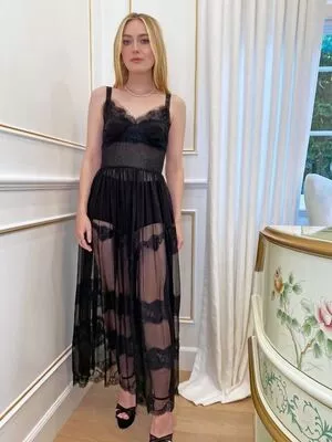 Dakota Fanning / dakotafanning фото голая #0322