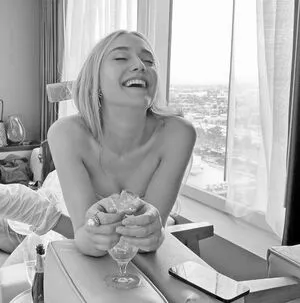 Dakota Fanning / dakotafanning фото голая #0366