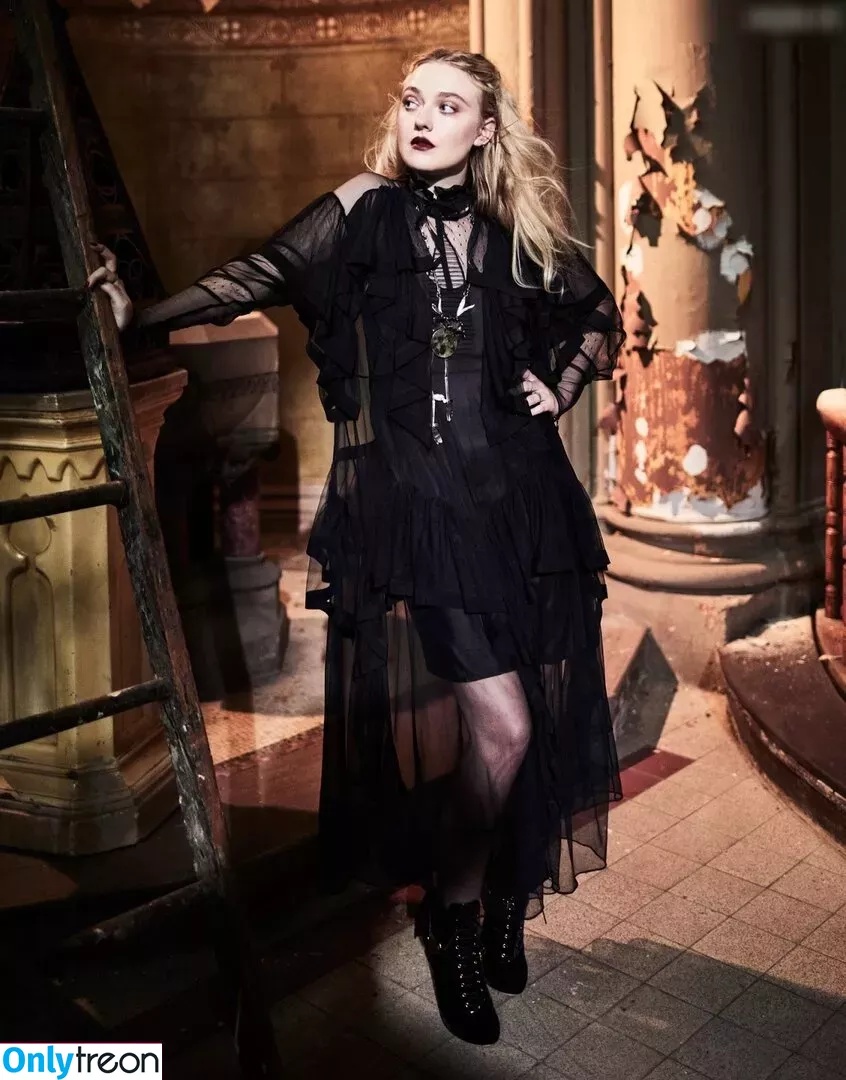 Dakota Fanning голая photo #0235 (dakotafanning)