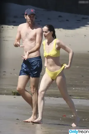 Dakota Johnson / dakotajohnson / isDakotaJohnson nude photo #0947