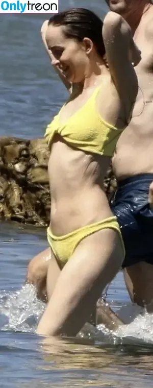 Dakota Johnson / dakotajohnson / isDakotaJohnson nude photo #0954