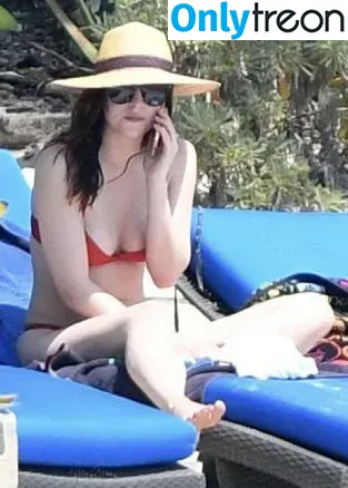 Dakota Johnson nude photo #0452 (dakotajohnson)