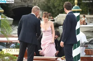Dakota Johnson / dakotajohnson / isDakotaJohnson nude photo #1067