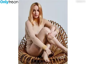 Dakota Johnson / dakotajohnson / isDakotaJohnson nude photo #1079