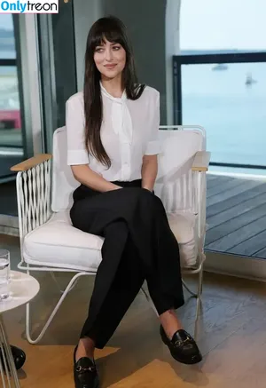 Dakota Johnson / dakotajohnson / isDakotaJohnson nude photo #1346