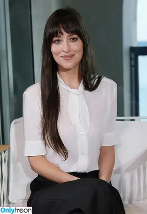 Dakota Johnson / dakotajohnson / isDakotaJohnson nude photo #1347