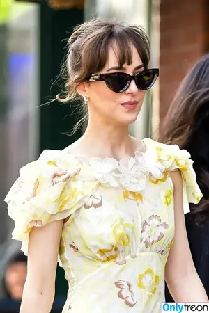 Dakota Johnson / dakotajohnson / isDakotaJohnson nude photo #1693