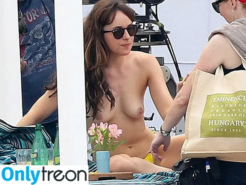 Dakota Johnson голая photo #1179 (dakotajohnson / isDakotaJohnson)